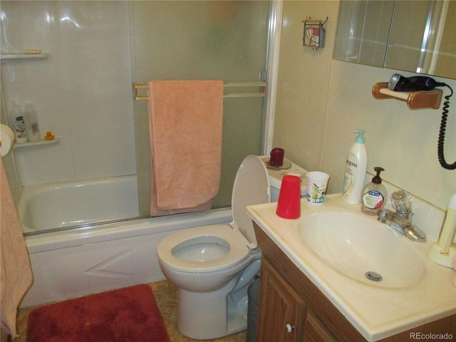 5616 Balsam St, Arvada, CO 80002