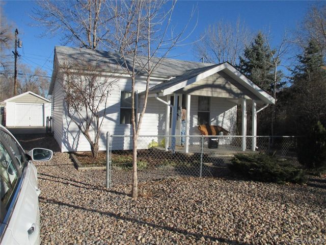 5616 Balsam St, Arvada, CO 80002