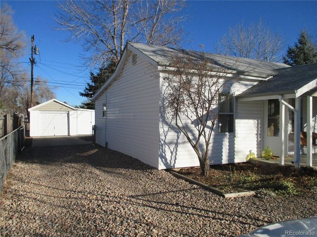 5616 Balsam St, Arvada, CO 80002
