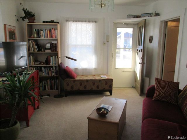 5616 Balsam St, Arvada, CO 80002