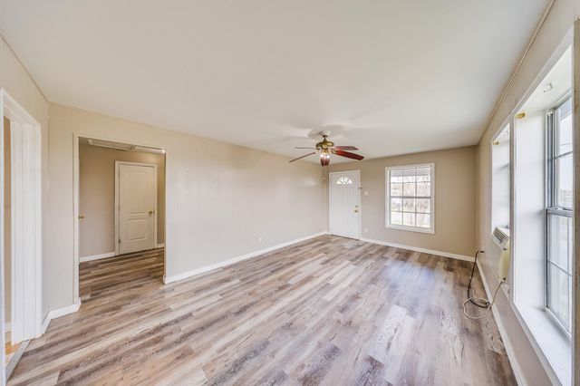 13034 Emporia Street, Houston, TX 77015