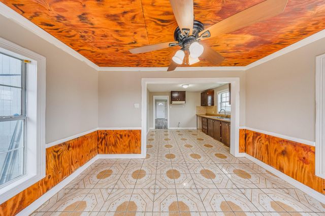 13034 Emporia Street, Houston, TX 77015