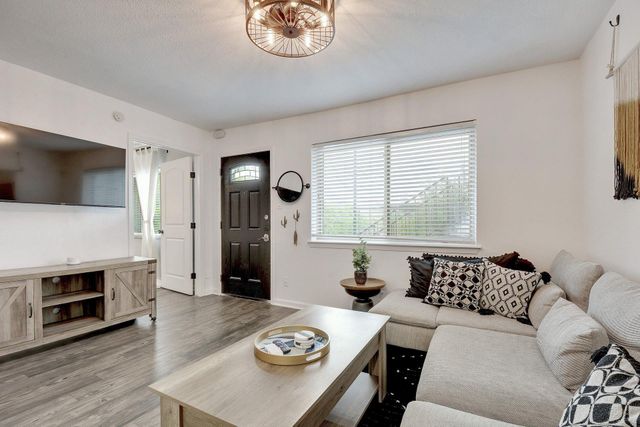 1202 Newning Ave 202, Austin, TX 78704