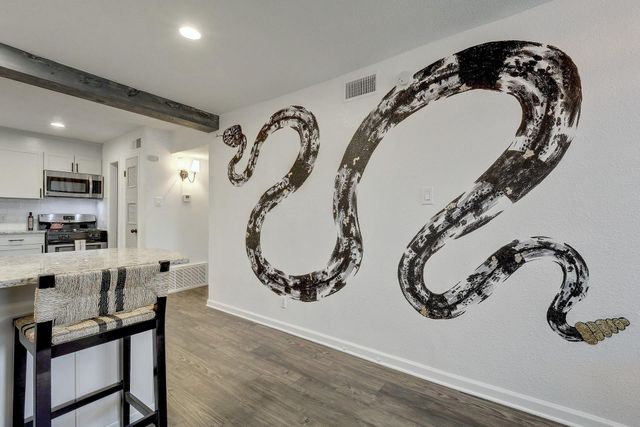 1202 Newning Ave 202, Austin, TX 78704