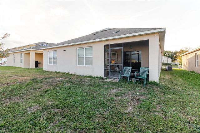 525 SQUIRES GROVE DRIVE, Winter Haven, FL 33880