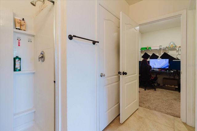 525 SQUIRES GROVE DRIVE, Winter Haven, FL 33880