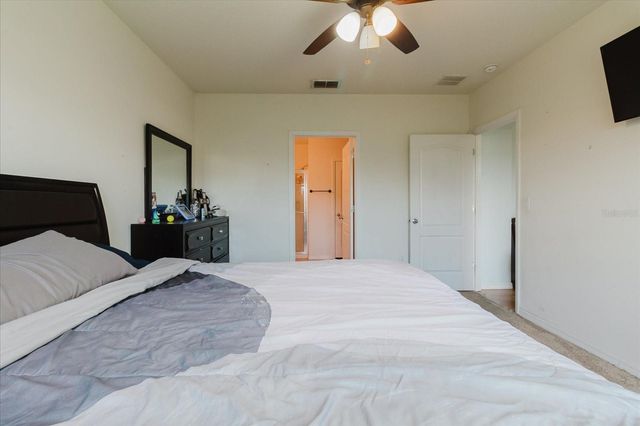 525 SQUIRES GROVE DRIVE, Winter Haven, FL 33880