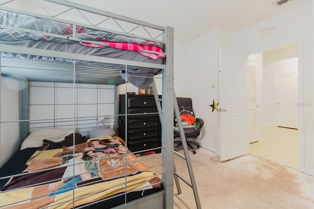 525 SQUIRES GROVE DRIVE, Winter Haven, FL 33880