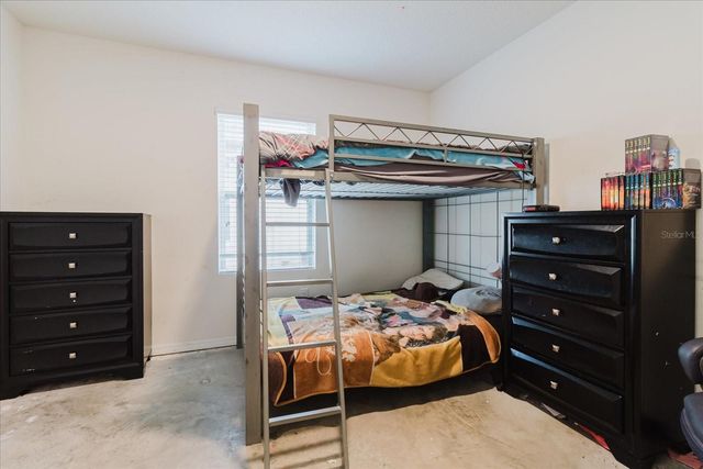 525 SQUIRES GROVE DRIVE, Winter Haven, FL 33880