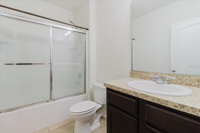 525 SQUIRES GROVE DRIVE, Winter Haven, FL 33880