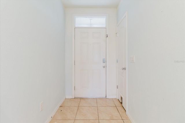 525 SQUIRES GROVE DRIVE, Winter Haven, FL 33880