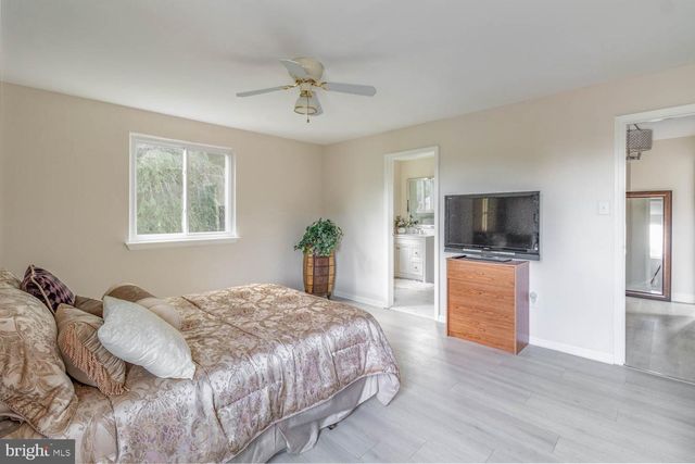 937 CALEDONIA ST, Philadelphia, PA 19128