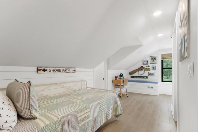 W4724 S Lakeshore DRIVE, Fontana, WI 53125