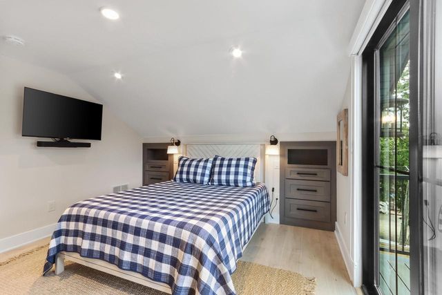 W4724 S Lakeshore DRIVE, Fontana, WI 53125