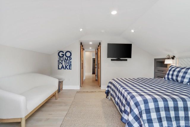 W4724 S Lakeshore DRIVE, Fontana, WI 53125