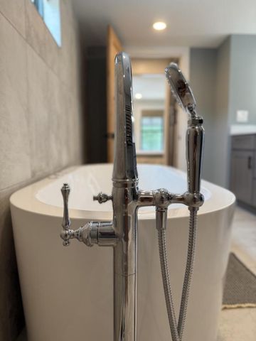 W4724 S Lakeshore DRIVE, Fontana, WI 53125