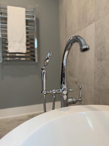 W4724 S Lakeshore DRIVE, Fontana, WI 53125