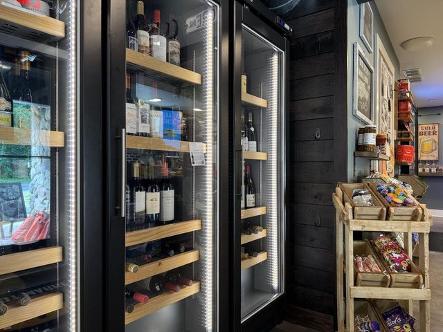 W4724 S Lakeshore DRIVE, Fontana, WI 53125