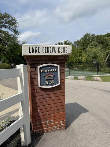 W4724 S Lakeshore DRIVE, Fontana, WI 53125