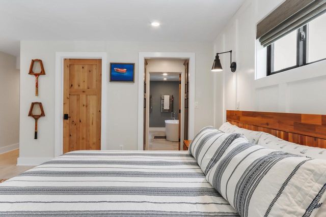 W4724 S Lakeshore DRIVE, Fontana, WI 53125