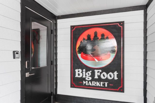 W4724 S Lakeshore DRIVE, Fontana, WI 53125