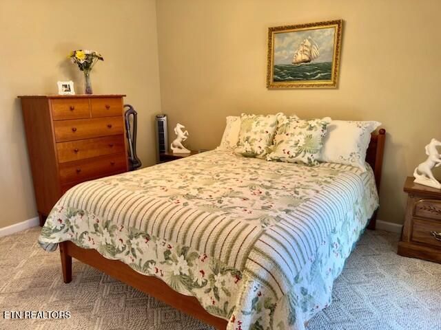 14 Brooks Lane, Crossville, TN 38558