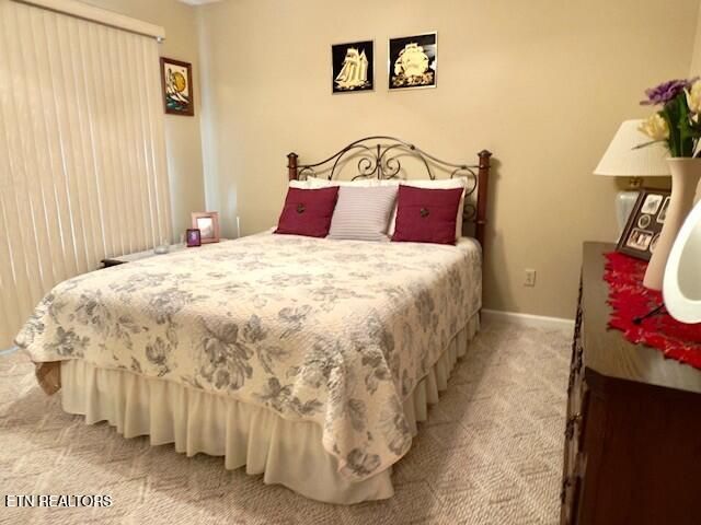 14 Brooks Lane, Crossville, TN 38558