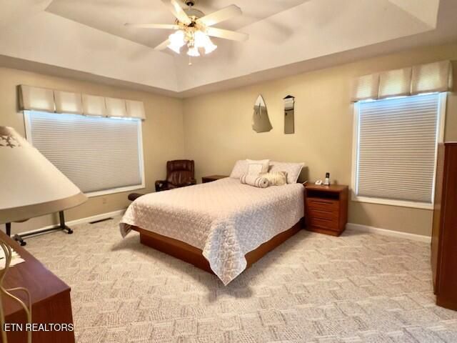 14 Brooks Lane, Crossville, TN 38558