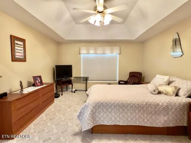 14 Brooks Lane, Crossville, TN 38558