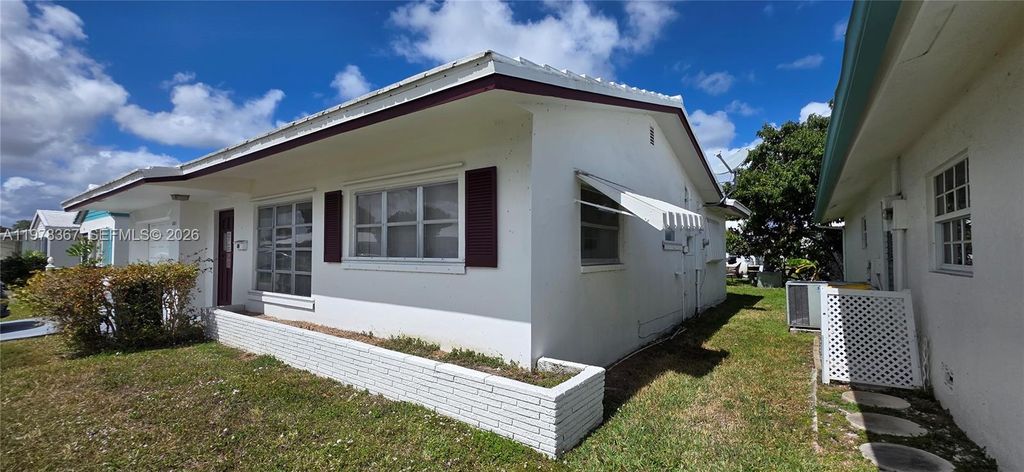 6803 NW 75th Court, Tamarac, FL 33321