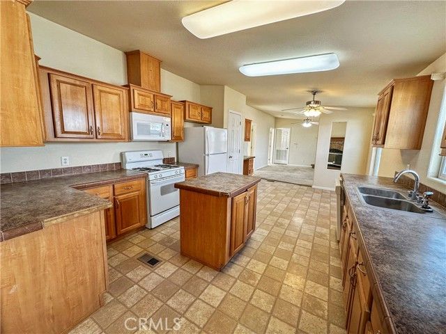 2450 E Hobsonway 57, Blythe, CA 92225
