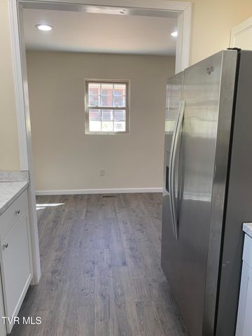 714 West Floral Street, Greeneville, TN 37743