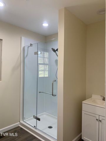 714 West Floral Street, Greeneville, TN 37743