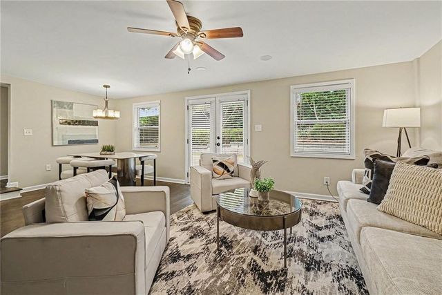 1801 Lochlomand Lane SE, Smyrna, GA 30080