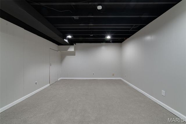 10541 Castle Drive, St Louis, MO 63136