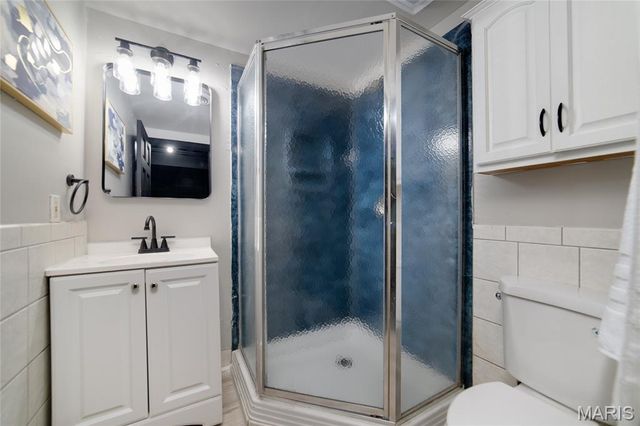 10541 Castle Drive, St Louis, MO 63136