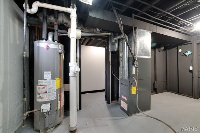 10541 Castle Drive, St Louis, MO 63136