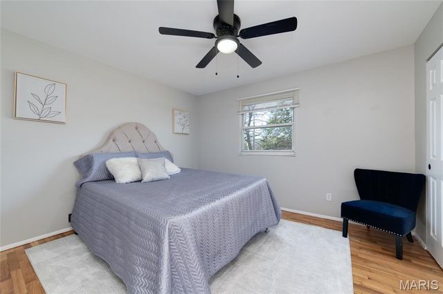 10541 Castle Drive, St Louis, MO 63136