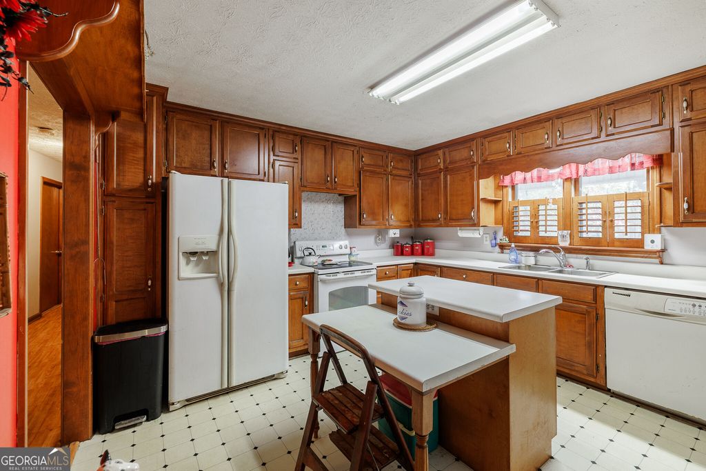 606 Berkeley Road, Carlton, GA 30627 — photo 4
