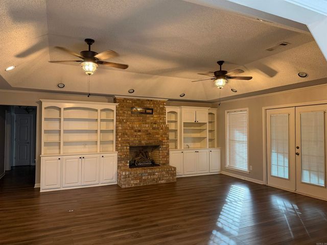 812 Meredith Street, White Hall, AR 71602