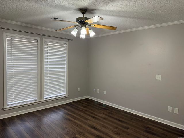 812 Meredith Street, White Hall, AR 71602