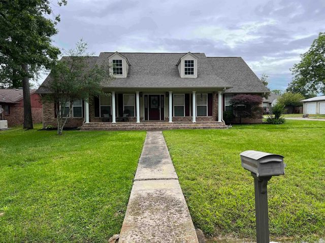 812 Meredith Street, White Hall, AR 71602