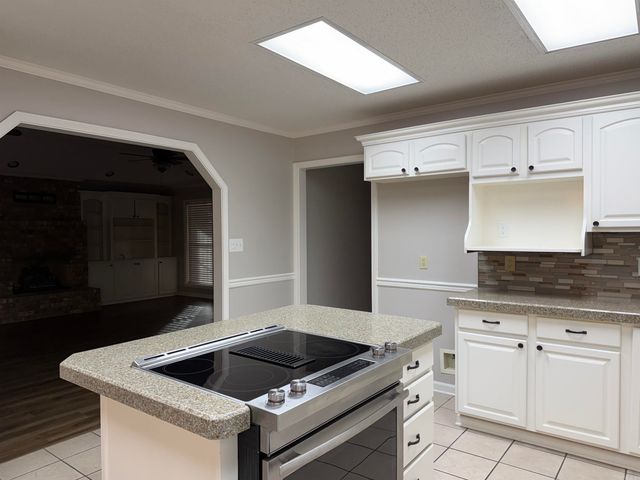 812 Meredith Street, White Hall, AR 71602