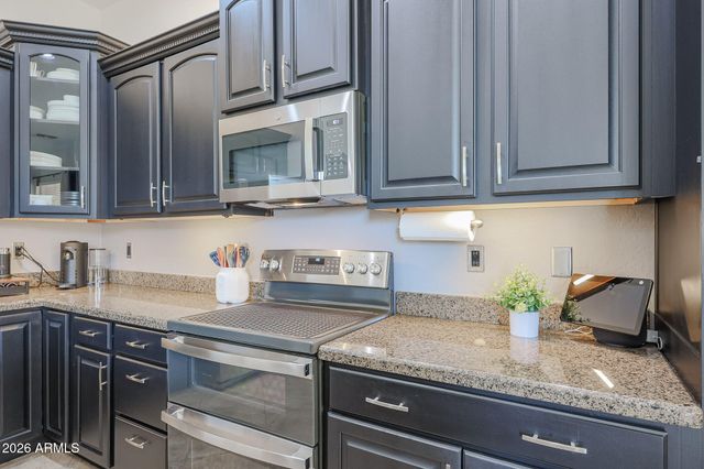 17627 W GOLDEN EYE Avenue, Goodyear, AZ 85338