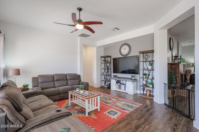 17627 W GOLDEN EYE Avenue, Goodyear, AZ 85338