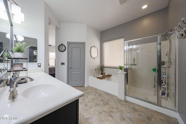 17627 W GOLDEN EYE Avenue, Goodyear, AZ 85338