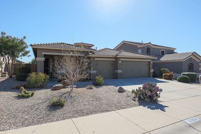 17627 W GOLDEN EYE Avenue, Goodyear, AZ 85338