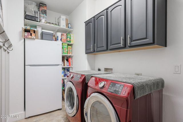 17627 W GOLDEN EYE Avenue, Goodyear, AZ 85338