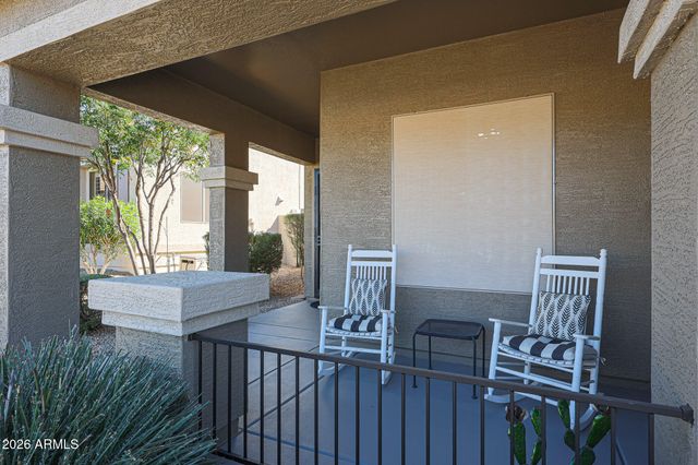 17627 W GOLDEN EYE Avenue, Goodyear, AZ 85338