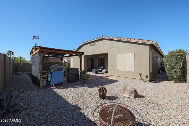 17627 W GOLDEN EYE Avenue, Goodyear, AZ 85338